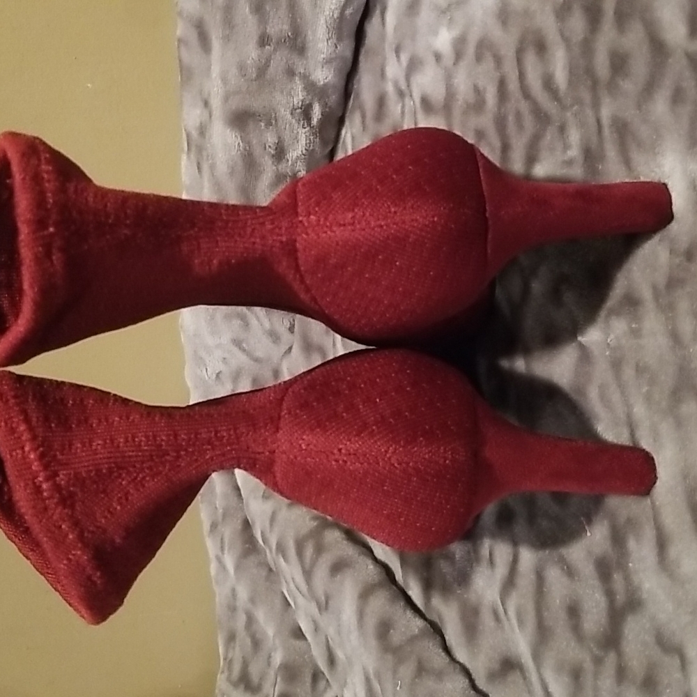 TIZEL BOOTIES - Picture 3 of 5